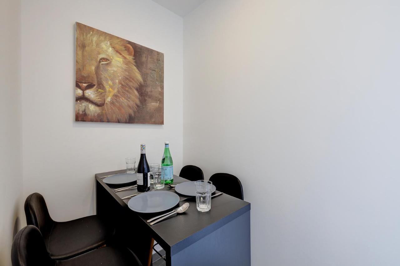 Perfect Location, Idyllic 2Br Apartment Sliema Esterno foto
