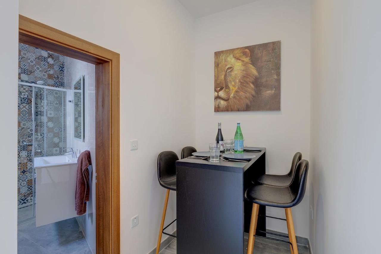 Perfect Location, Idyllic 2Br Apartment Sliema Esterno foto